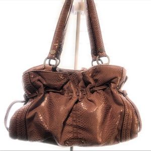 $5 bundled with any other closet item 
..Nine West Dusty Pink Shoulder Bag